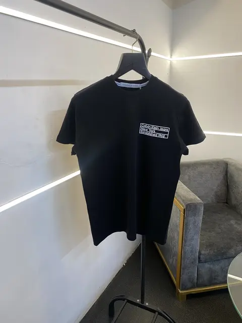 Calvin kline imported round neck tshirt black sale