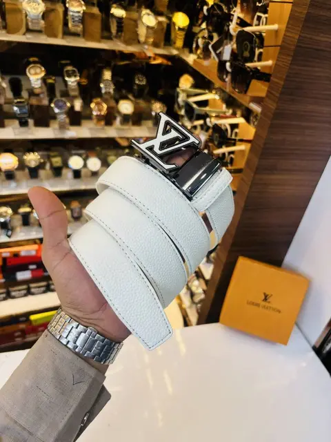 45 LV LOIUS VUTTON WHITE PREMIUM QUALITY AUTOMATIC LOCK BELT