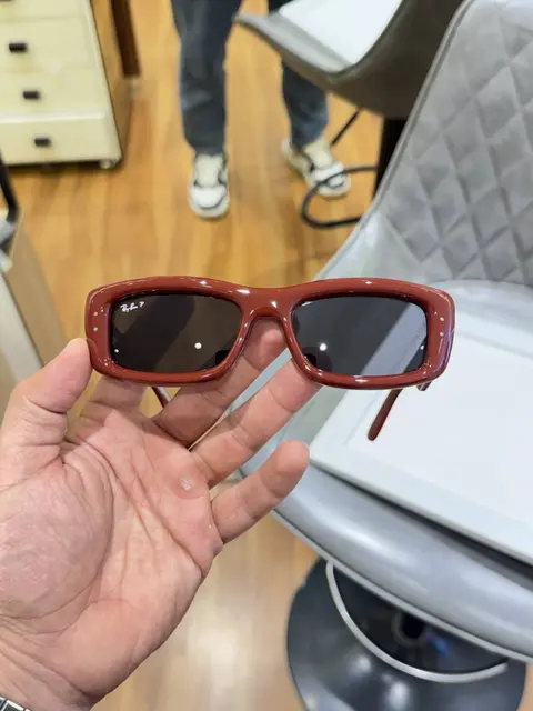 Ray-Ban 4944 puffer maroon black