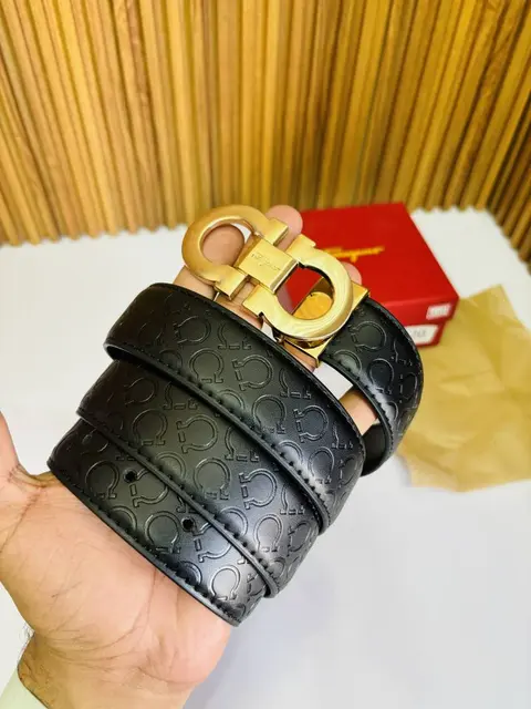 43 SF SALVATORE FERAGAMO PREMIUM QUALITY BELT