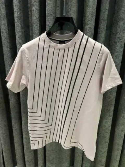 HUGO BOS IMPORTED STORE ARTICLE T-SHIRT