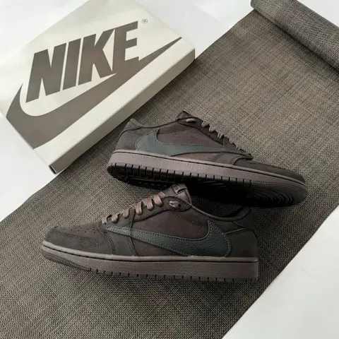 Travis Scott x Air Jordan 1 Retro Low OG SP Velvet Brown 243
