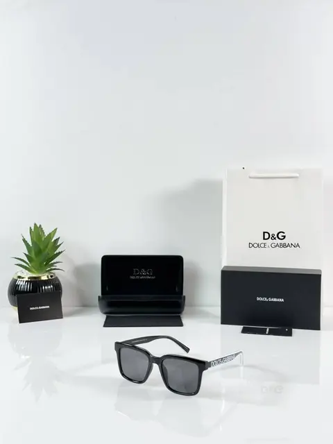 DG 5101 Black White