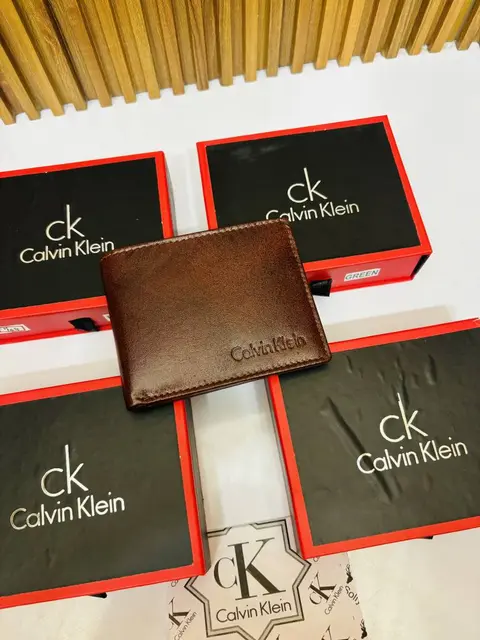 102 CK CALVIN KLEIIN PREMIUM QUALITY WALLET