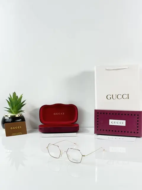 Gucci 307 Gold Frame