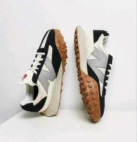 New Balencee Xc 72 Beige Black 1023