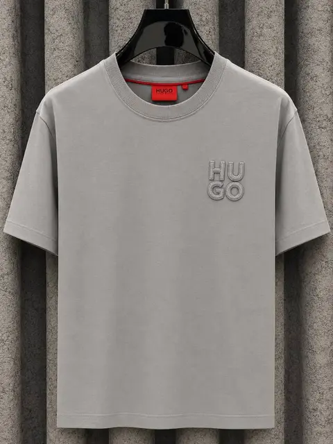 HUGO BOS IMPORTED STORE ARTICLE T-SHIRT