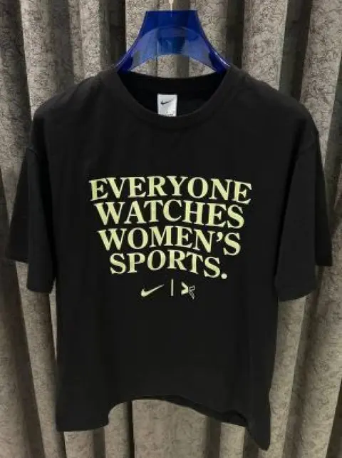 Nike IMPORTED STORE ARTICLE T-SHIRT