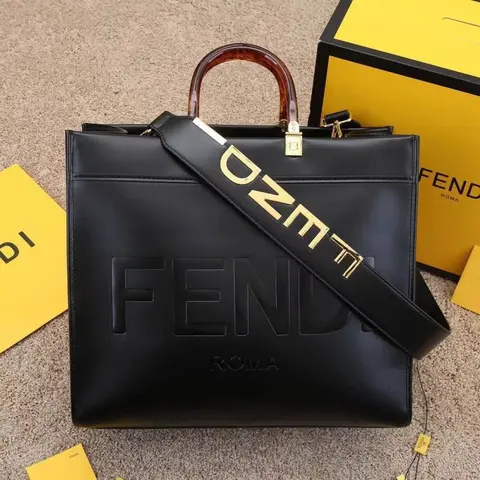 Fendi Sunshine Shopper Tote Large Size With FendyCharm LongBelt