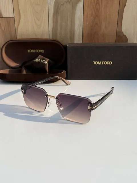 Tom forr 18300 black wine