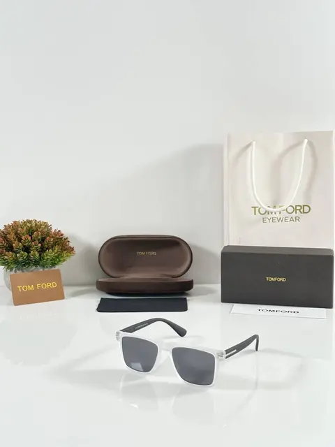 Tom forr 0553 Ice Black