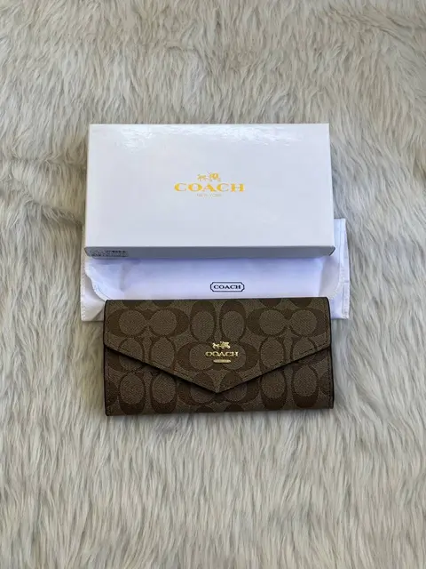 Coach 126 BR Long Flap Wallet With OriginalBox DustCover