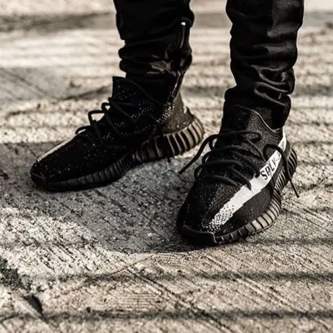 Adidas Yeezy 350 Boost Black Oreo Semi UA Full Kit