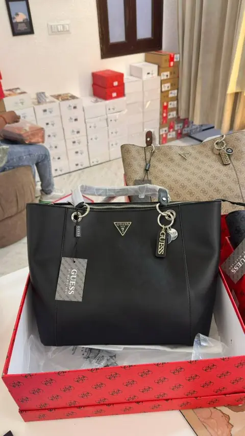 Guess Noelle Tote Bag With Original Box Packing