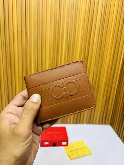 106 SF SALVATORE FERAGAMO PREMIUM QUALITY WALLET