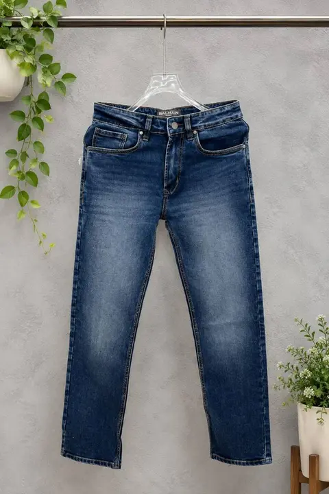 Balmain Paris Premium Regular fit Denim with back pocket Logo Sale Offer 853