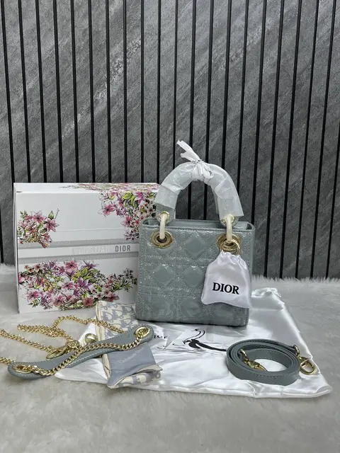 Dior Lady Mini Patent Leather With OriginalBox DustCover 2LongBelt-Chain-And-Leather StarCharm Ribbon Highend