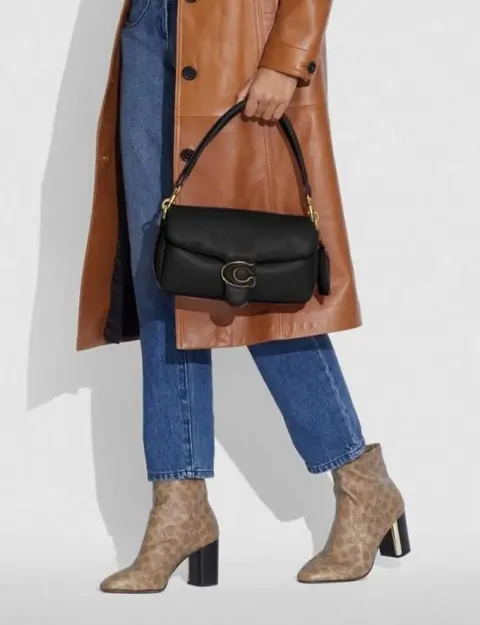 Coach Pillow Tabby Shoulder Bag With OG Box & Dust Bag & Extra Shoulder Strap (Black-225)