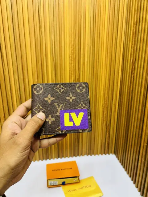 138 LV LOUIIS VUITTON PREMIUM QUALITY WALLET