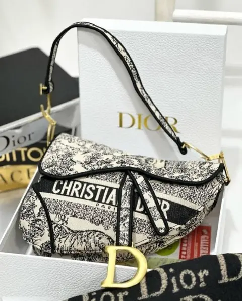 Dior Saddle Black Toile de Jouy Embroidery With OG Box & Dust Bag (Black Tiger-129)