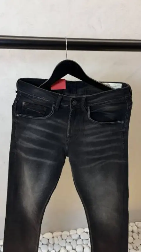 Diesel Straight Fit Charcoal Black Fade 1091