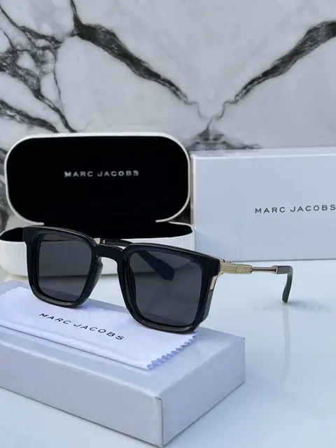 Marc jacobs 6103 black gold