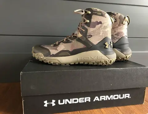 Under Armor Hovr Dawn Boot Camo