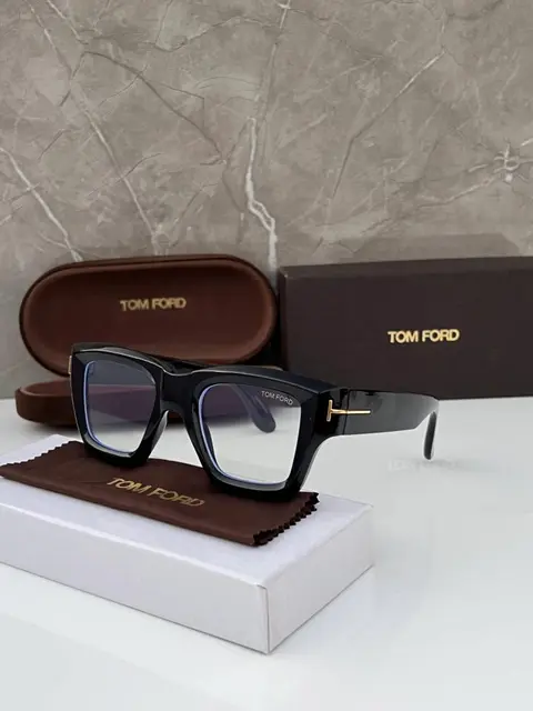 Tomfor 4184 blackplano