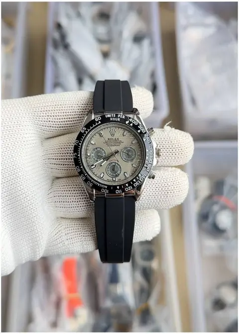 Rolex Oyster Perpetual Daytona Chronograph - J906