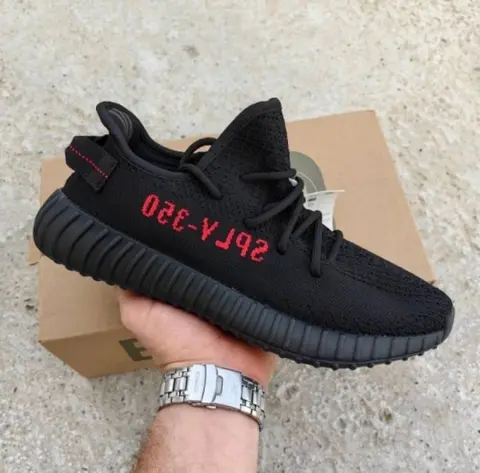 ..Adiddass Yeezy Boost 350 Bred Semi Ua 489