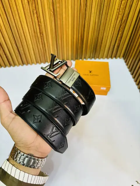 09 LV LOIUS VUTTON PREMIUM QUALITY REVERSIBLE BELT