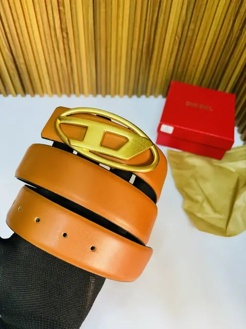 01 DIESAL GOLDEN PREMIUM QUALITY REVERSIBLE BELT WITH BOX