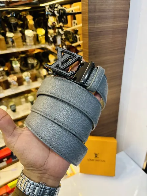 46 LV LOIUS VUTTON PREMIUM QUALITY AUTOMATIC LOCK BELT
