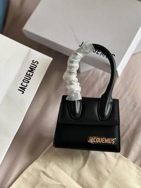 Jacquemus Le Chiquito Mini Crossbody Bag With OriginalBox & DustCover