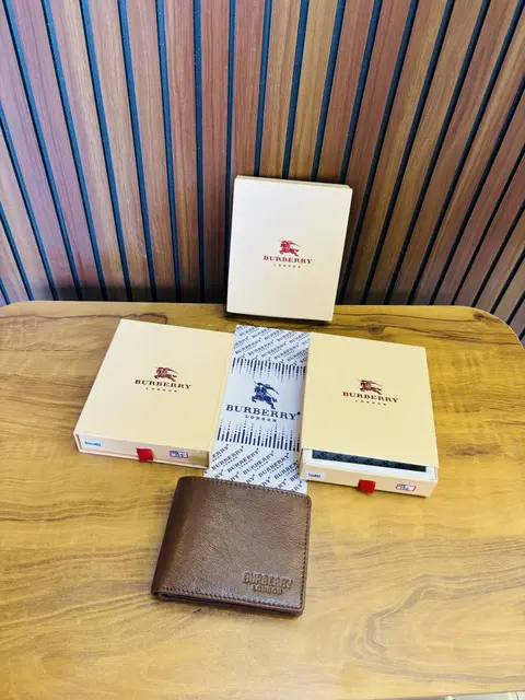 126 BURBERY PREMIUM QUALITY WALLET