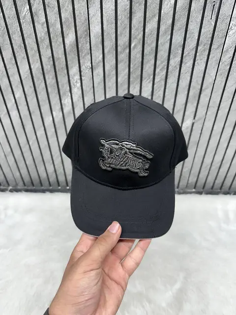 Burberry Equestrian Knight Front Logo Premium Unisex Cap