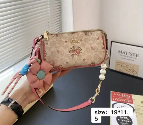 Coach Nolita 19 Highend With OriginalMagnetBox Flowercharm