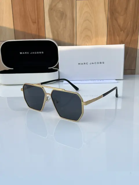 Marc jacobs 510 gold black