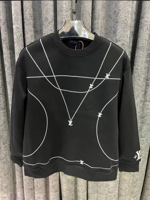 v-uitton imported sweatshirt store article black