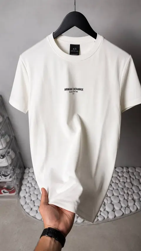 Armani Exchange premium T shirt..1665Sale offer VS1000