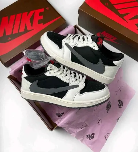 Travis Scott X Air Jordan 1 Low Og Grey Black