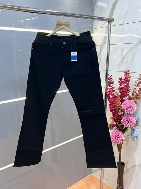 Boss Jet Black Premium Imported Stretchable Lycra Fabric Boot Cut Denim with Metal Logo Design 3375