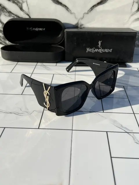 Saint laurent 6001 black