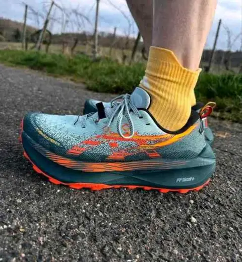 Asics Trabuco Max 4 Trail Cold Moss Nova Orange 1094