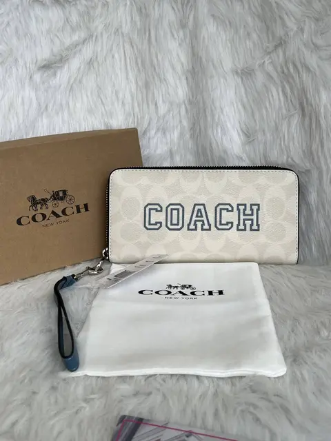 Coach 9-3 Premium quality zipper Wallet With Box Tags DustCover Highend Qualitu