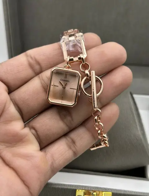 Chanel WATCH 149