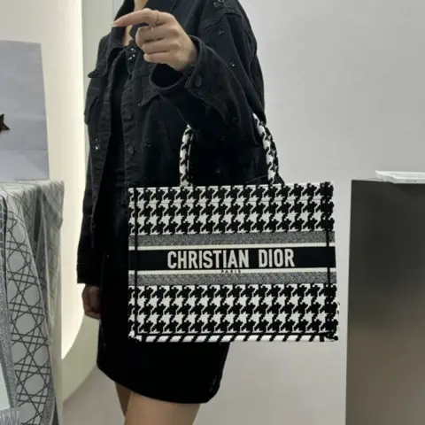 Dior Book Tote Black Oblique With OG Box & Dust Bag & Scarf (Black Cheks-843)