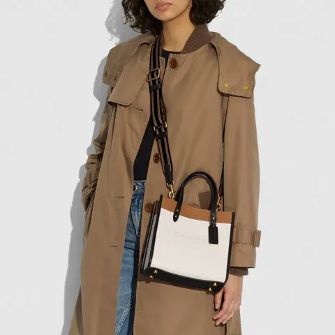 Coach Field Tote 22 With OriginalBox DustCover