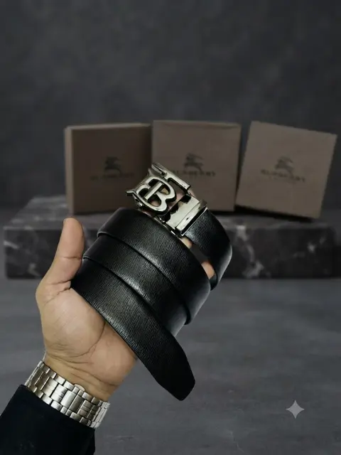 41 BURBERRRY FULL BLACK PREMIUM QUALITY AUTOMATIC LOCK BELT