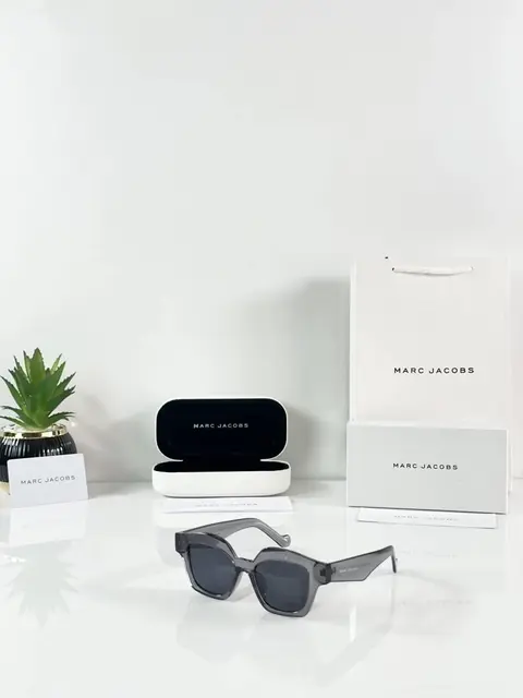 Marc Jacobs WMNS 3751 Grey